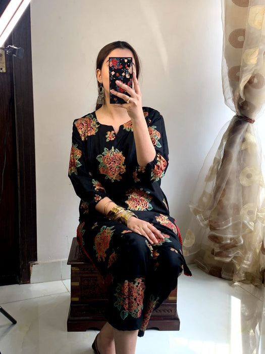 NEW GULAAB DESIGN TWO PIECE SUITS (Premium Lilen)