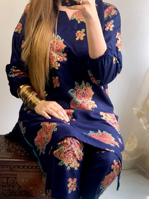 NEW GULAAB DESIGN TWO PIECE SUITS (Premium Lilen)