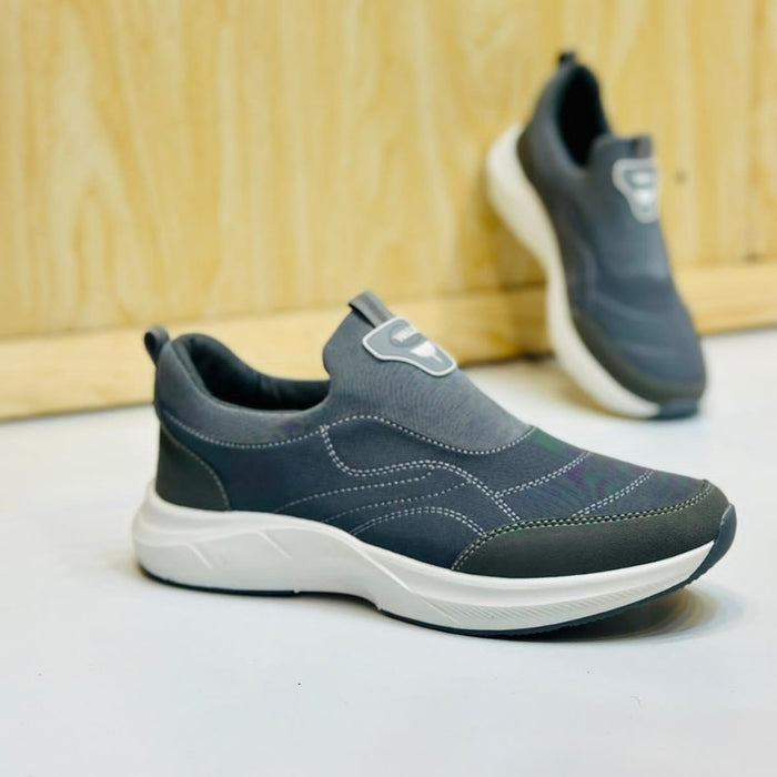 Comfortable soft sneakers for men