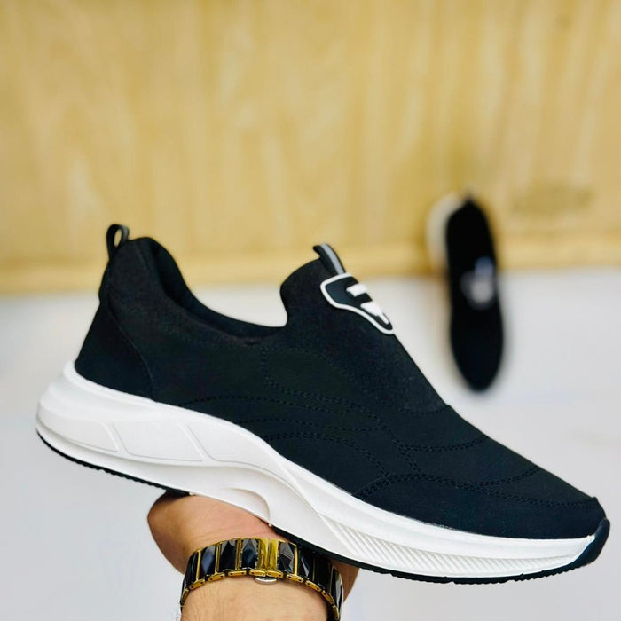 Comfortable soft sneakers for men