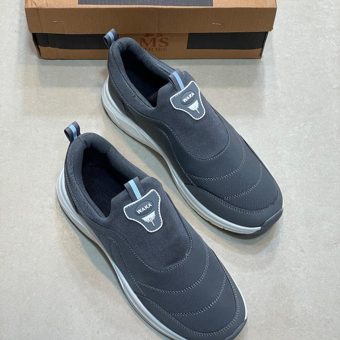 Comfortable soft sneakers for men