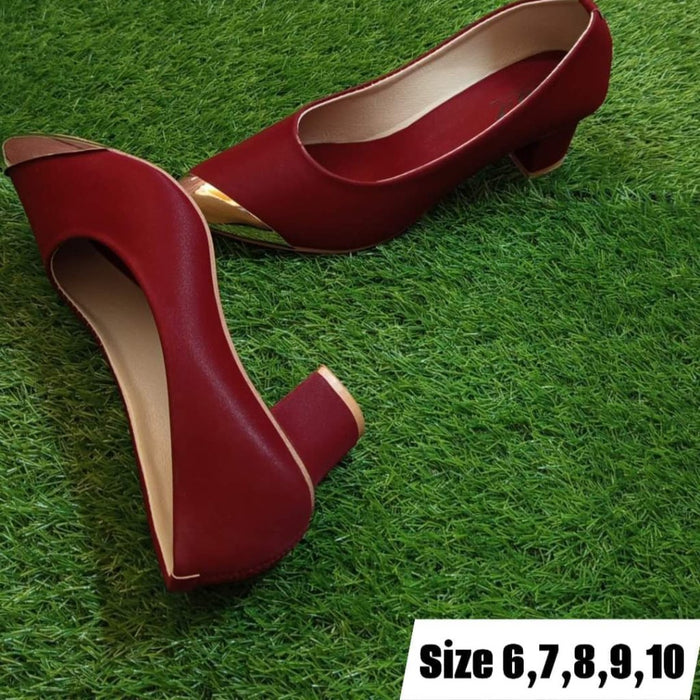 Women’s flats with size mention on images