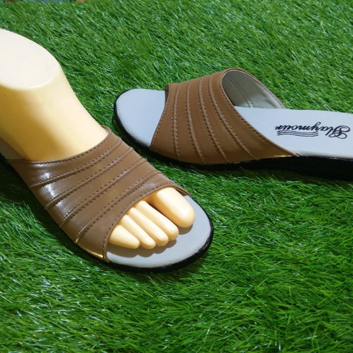 Durable women’s sandals for all sizes