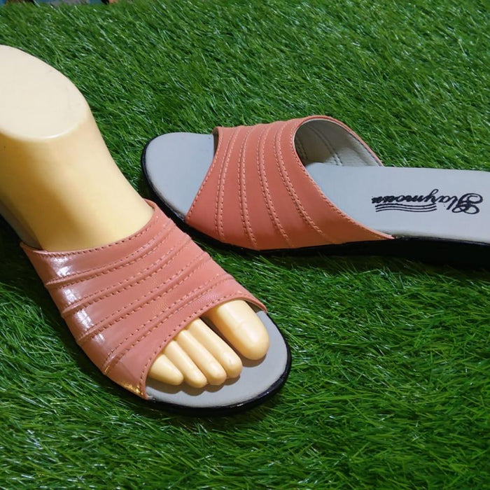 Durable women’s sandals for all sizes