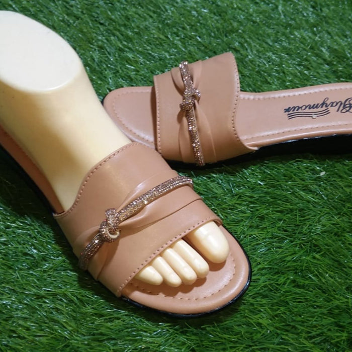 Durable women’s sandals for all sizes