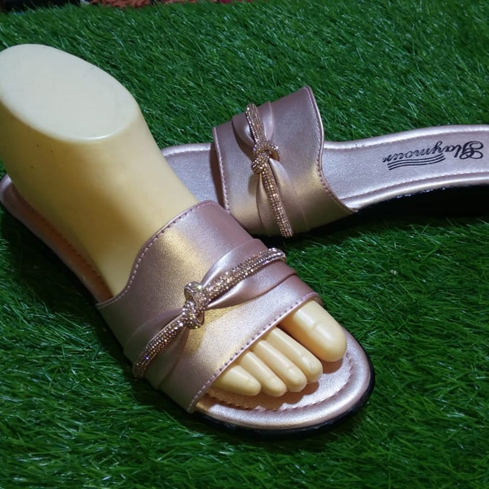 Durable women’s sandals for all sizes