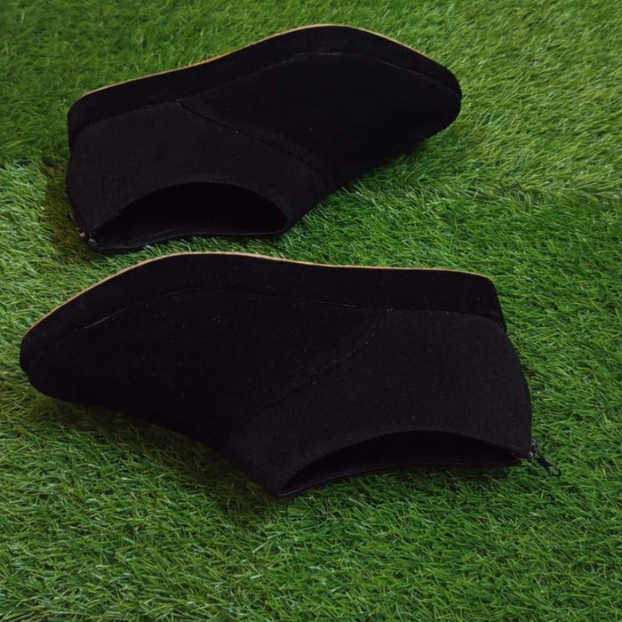 Lightweight slippers