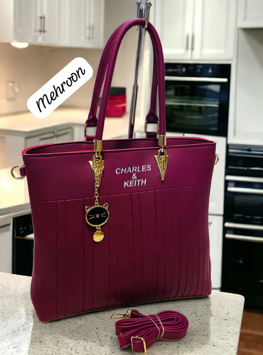 🎀Charles & keith High Quality Shoulder Bag For Girls 🎀