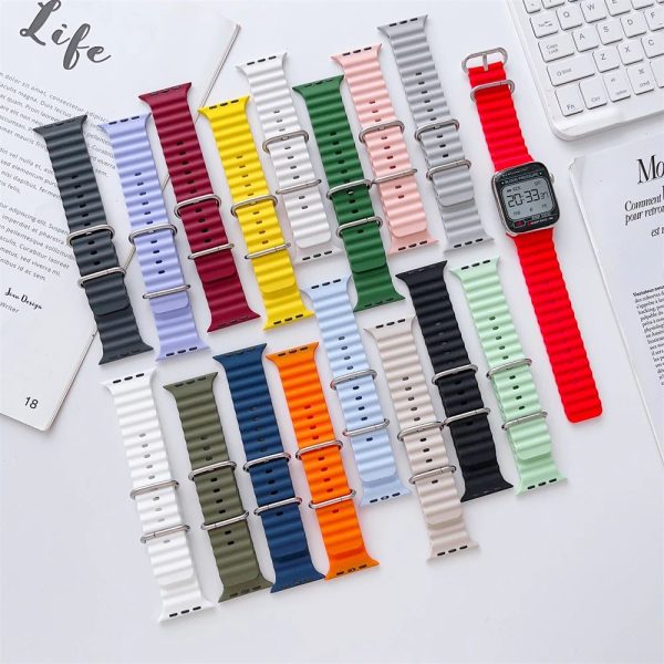 Silicone replacement strap for smartwatches