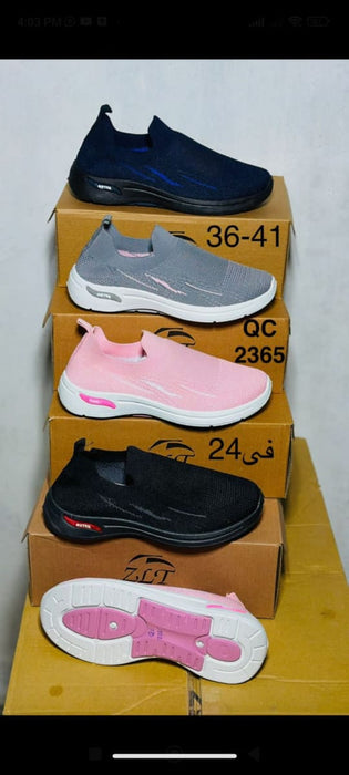 Ladies sketchers